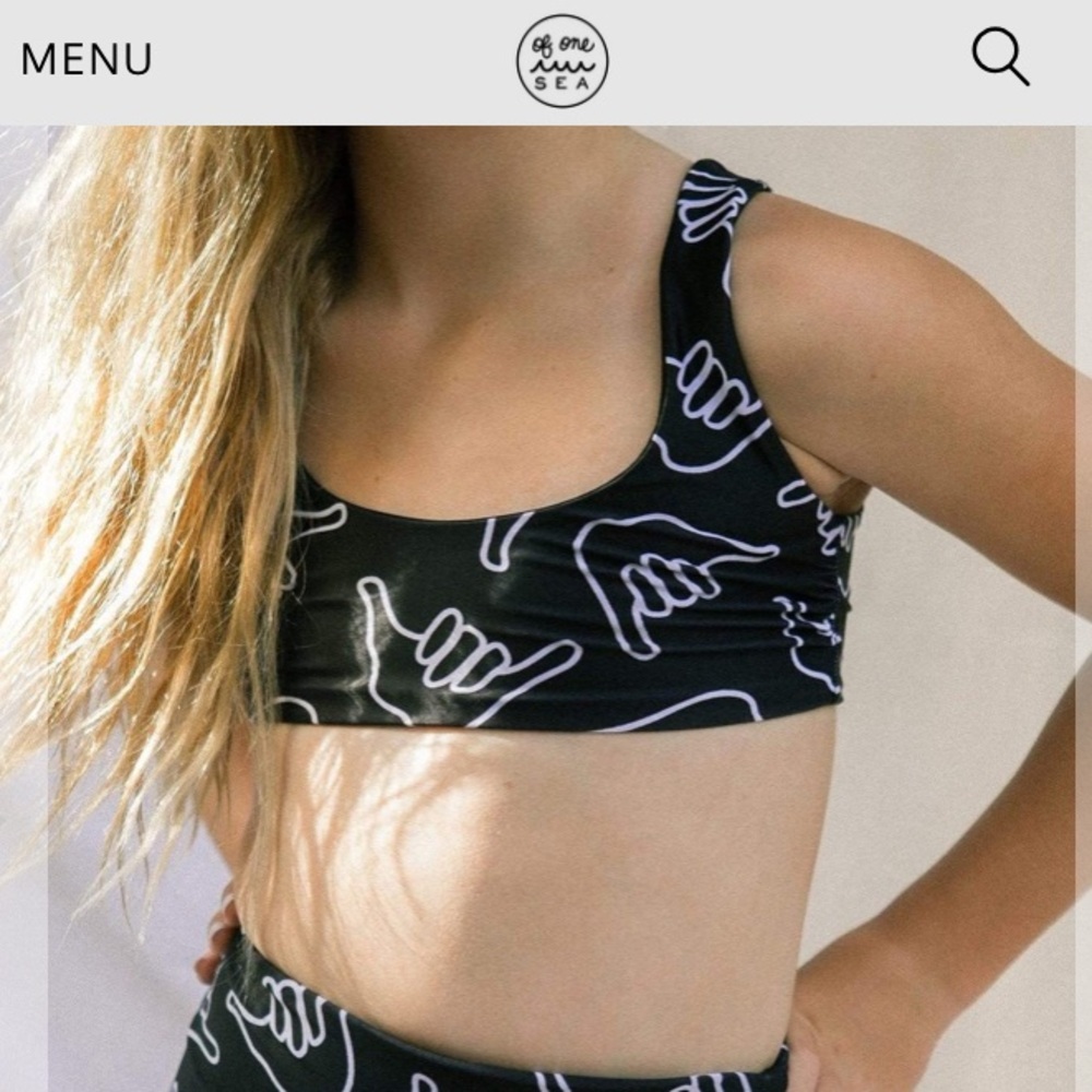 NWT Shaka reversible bikini top girls 7/8